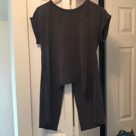 Open back t shirt - Picture 1 of 2